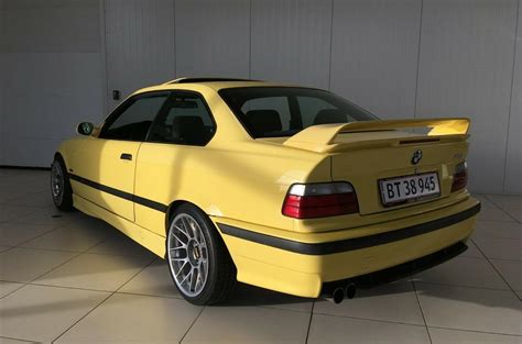 Racing top mounts are optionally available for further performance. BMW E36 328i Coupe CLUBSPORT - Billeder af biler ...