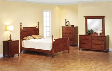 4.6 out of 5 stars 1,247. Victorian Bedroom Design Laminate Floor Solid Wood Bedroom ...