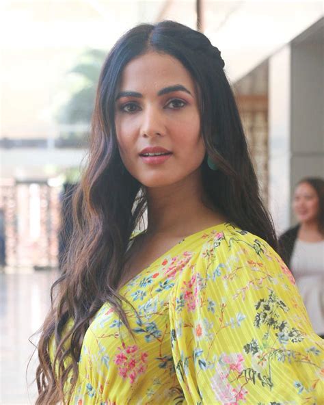 Sonal Chauhan movies, filmography, biography and songs - Cinestaan.com