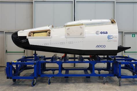 Orbiterch Space News Esas Ixv Reentry Vehicle Prepares For Soft Landing