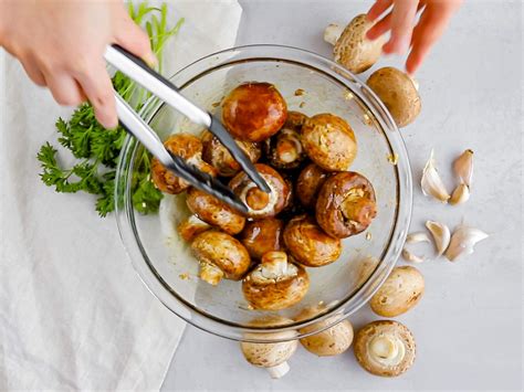 Easy Roasted Mushrooms With Garlic And Soy Sauce Drive Me Hungry