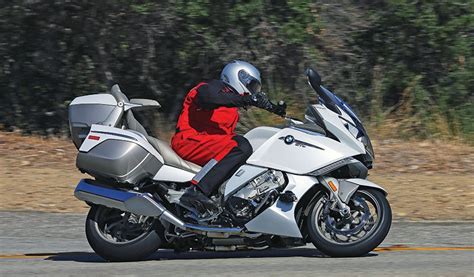La versión gtl es la más equipada de todas las k 1600 del catálogo de motos turísticas de bmw, una moto concebida para viajar y no bajarse de ella nada más que para disfrutar del paisaje, para repostar o para reponer. 2014 BMW K 1600 GTL Exclusive Road Test | Rider Magazine