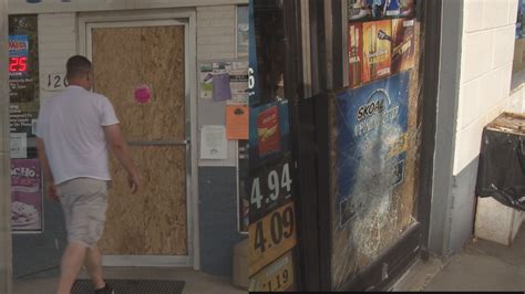 Rockingham Co Sheriff Deputies Investigate Multiple Store Break Ins