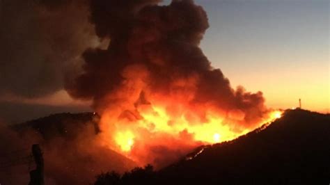 Bosbranden turkije / forest fires turkey @nos @dwnews look at this, pls. PKK eist grote bosbranden in Zuid- en West-Turkije op - De ...