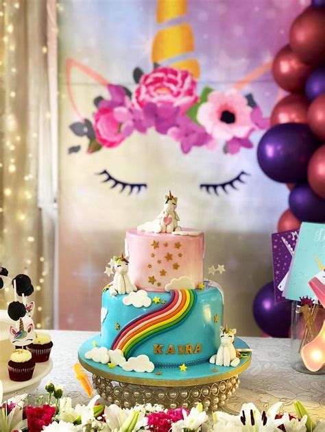 Unicorn Birthday Cake Decorated Cake By Santis Cakesdecor