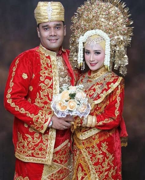 Pod kit termahal gw !!! Tradisi Pernikahan Adat Termahal Di Indonesia - Blog Tiga Dara