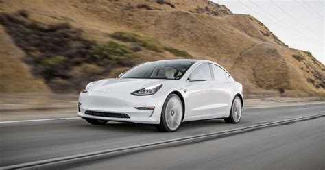 Последние твиты от tesla (@tesla). Tesla Model 3: ahora hasta 6.500 euros más barato en España