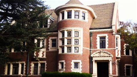 American Horror Storys Murder House Is For Sale