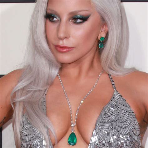 Lady Gaga Frisuren Die 20 Schönsten Frisuren Zum Ausprobieren
