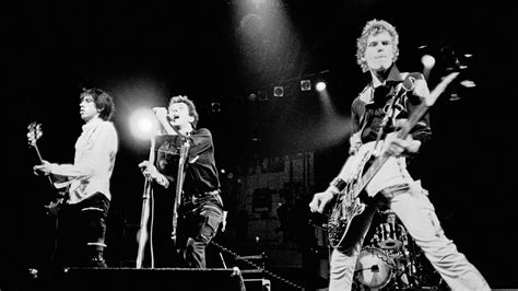 Dark Circle Room Re Upload The Clash The Lyceum London Uk 28121978 Flac
