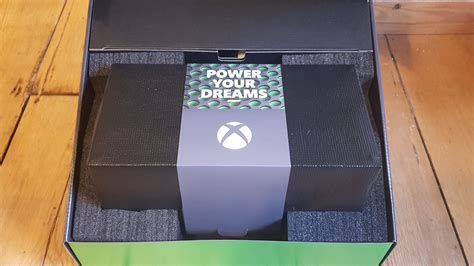 Heres What Its Like To Unbox The Xbox Series X Feature