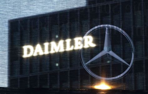 Daimler Mit Hohem Quartalsgewinn Kurzarbeit