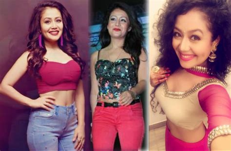 Neha Kakkar Dance With Friends Video Viral On Internet जब तीन दोस्तों के बीच बुरी फंसी नेहा