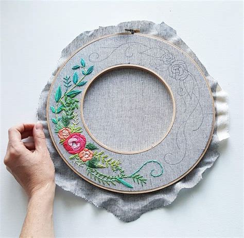 Stitch Your Own Gorgeous Rainbow Rose Wreath With This Unique Double