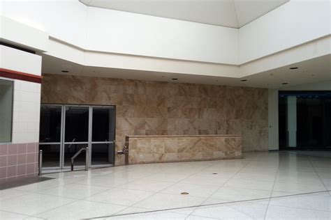 Closed Sears Store At Crestwood Court Plaza Dead Mall In Flickr