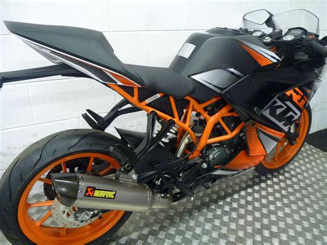 Ktm Rc 125 2015 Sports Bike Now With Free Akrapovic Exhaust At Craigs