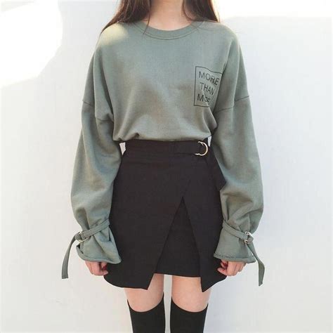 Look At This Stylish Korean Fashion Outfits Koreanfashionoutfits Ulzzang Fashion Korean