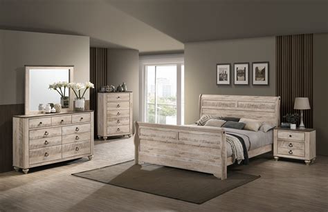 Imerland Contemporary White Wash Finish Bedroom Set With King Sleigh