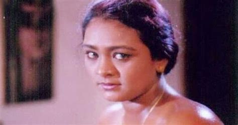 Shakeela Aunty Without Dress Sexy Photos Wallpapers Free