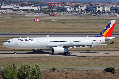 PAL A333 Near Manila On Aug 28th 2022 Turbulence Injures 12 AeroInside