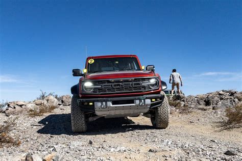 Is The 2022 Ford Bronco Raptor A Good Suv 5 Things We Like 4 We Dont