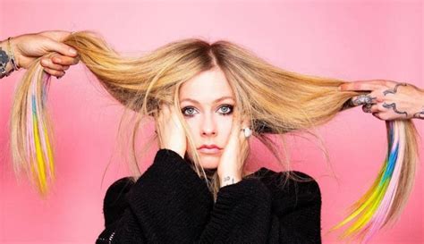 Flames De Mod Sun Y Avril Lavigne Una De Las Mejores Canciones Nuevas