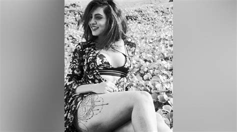 Bigg Boss 11s Arshi Khan Is Raising The Temperature With Her Sexy Transformation See Pics