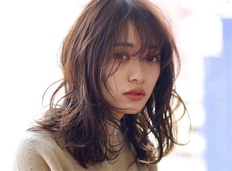 独自の階級制度が採用された富裕層の生徒が通う名門学園で繰り広げられる学園ギャンブルストーリーであり、原作担当の河本が新都社に投稿していた『ドミニウム〜極色少女賭博伝〜』が原型となっている。 大体 だいたい そんな 不確 ふたし かな 読 よ み 合 あ いのギャンブルだ. レイヤー 髪型 ロング ウルフ - Khabarplanet.com