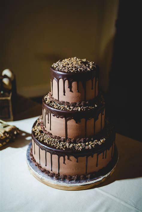 28 Chocolate Wedding Cakes That Made Guests Ask For Seconds Chocolate