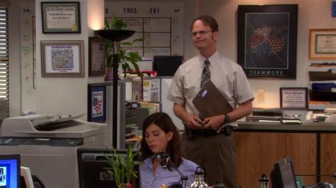 HP Monitor Used by Lindsey Broad (Cathy Simms) in The Office - Season 8 ...