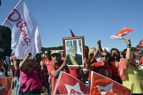 Jul 01, 2021 · líder do chega convocou manifestação para a residência oficial, contra medidas restritivas para travar a pandemia. Manifestação pró- PT pode contar com presença de Lula em ...