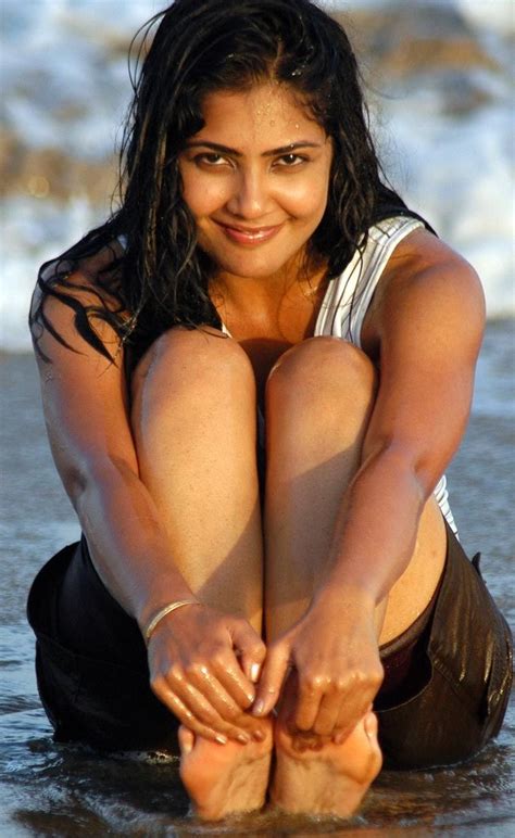 Actress Hot Photos Wallpapers Biography Filmography Hot Actress Kamalinee Mukherjee Latest Hot