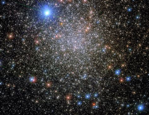 Hubble Reveals A ‘rediscovered Star Cluster This Image Sh Flickr
