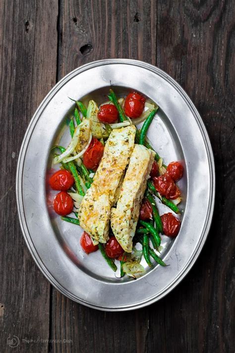 It is perfect for a quick week day dinner or even a family and friends' gathering. One-pan Mediterranean Baked Halibut Recipe with Vegetables ...
