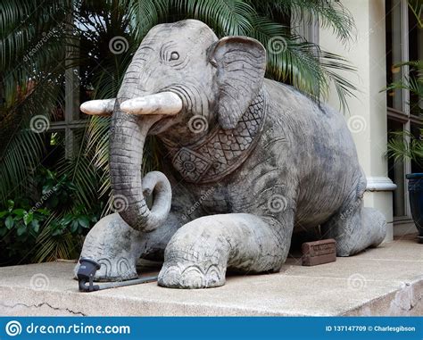 Stone Crafted Elephant Stock Image Image Of Siem Mythology 137147709