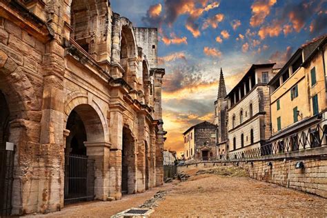 Elle conserve d'impressionnants monuments romains. Things to do in the Bouches-du-Rhone in the South of France