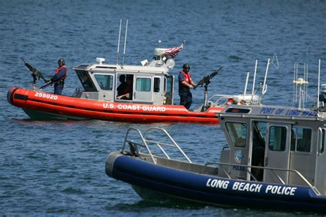 Coast Guard Practices High Speed Chase Techniques 893 Kpcc