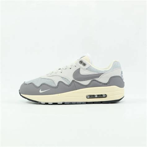 Jual Sepatu Nike Air Max Patta Monarch Dark Grey Original Bnib Full