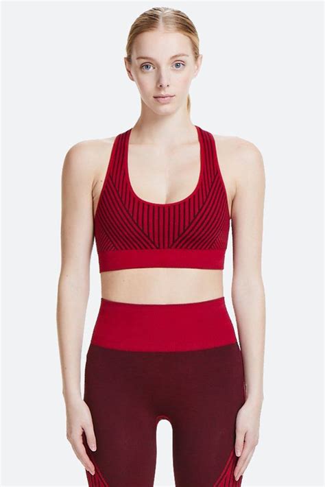 But the right activewear gear makes all the difference. 21 Chic Activewear Brands Every Woman Should Know | Active ...