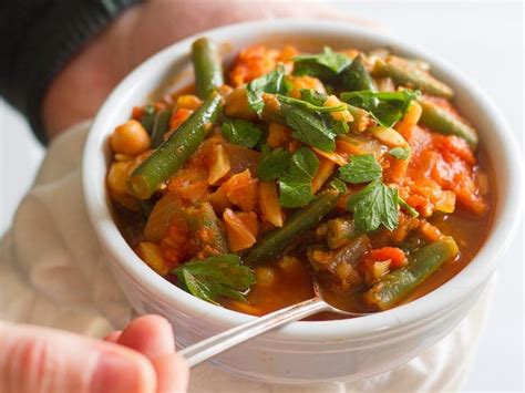 Lebanese Green Bean Stew With Chickpeas And Almonds Loubieh