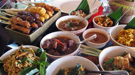 6 Dishes Every Bali Visitor Needs To Try