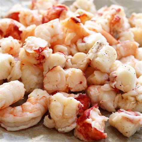 Lobster And Shrimp Mac And Cheese Give It Some Thyme