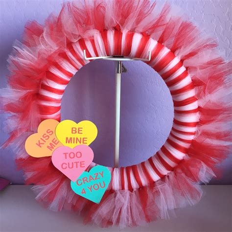 Make A Sweet And Simple Tulle Valentines Wreath Make