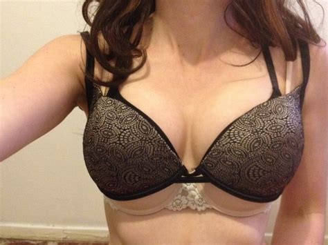the easiest ways to make your breasts look bigger 16 pics