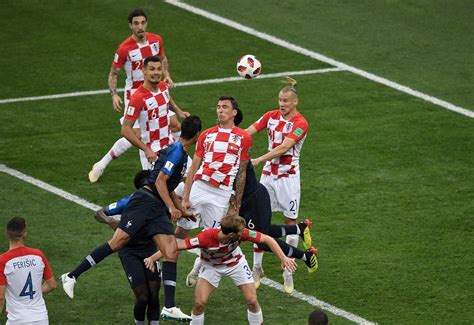 Cependant, pour l'édition russe, peu de chaînes permettent de suivre la compétition en intégralité. RECIT. Coupe du monde 2018 : des doutes face à l'Australie à la victoire contre la Croatie, la ...