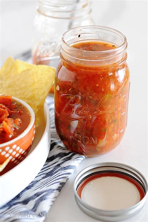 How To Can Salsa The Easy Way Recipe Canning Salsa Fresh Salsa
