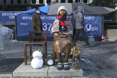 Seoul Court Orders Japan To Compensate 12 Korean Sex Slaves