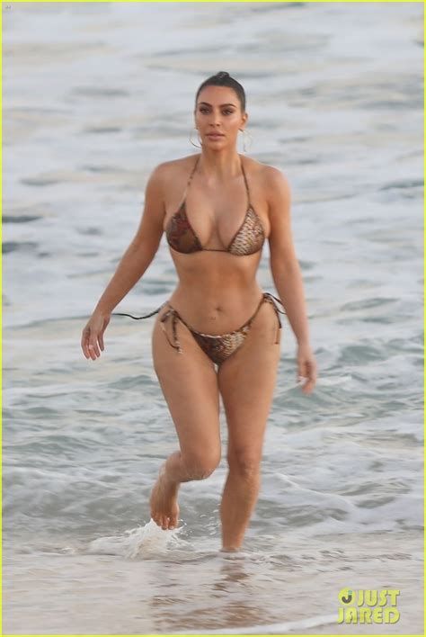 Kim Kardashian Flaunts Her Curves In A Bikini See The Beach Photos