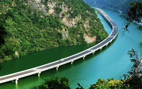 Over Water Highway Is One Of The Worlds Most Scenic Roads