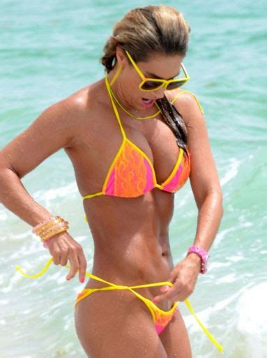 40 Most Revealing Swimsuits That Completely Failed